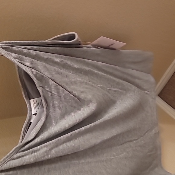 Plus Size Ribbed Lined Tank 🩶 - Picture 2 of 10